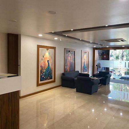 Hotel Eleven Heights Бхопал Экстерьер фото